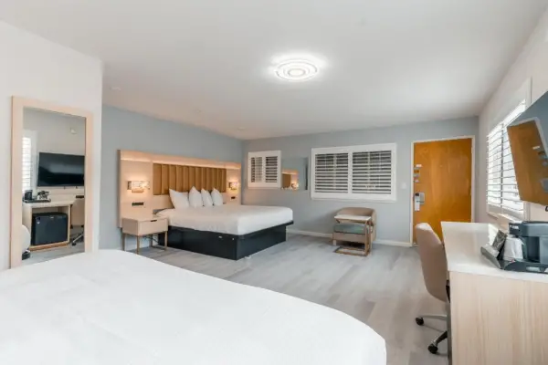 Inn on Broadway 5